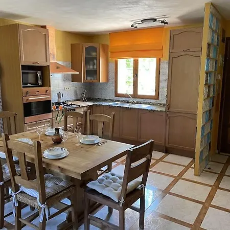Casa Nour-mas Ale, Apartment